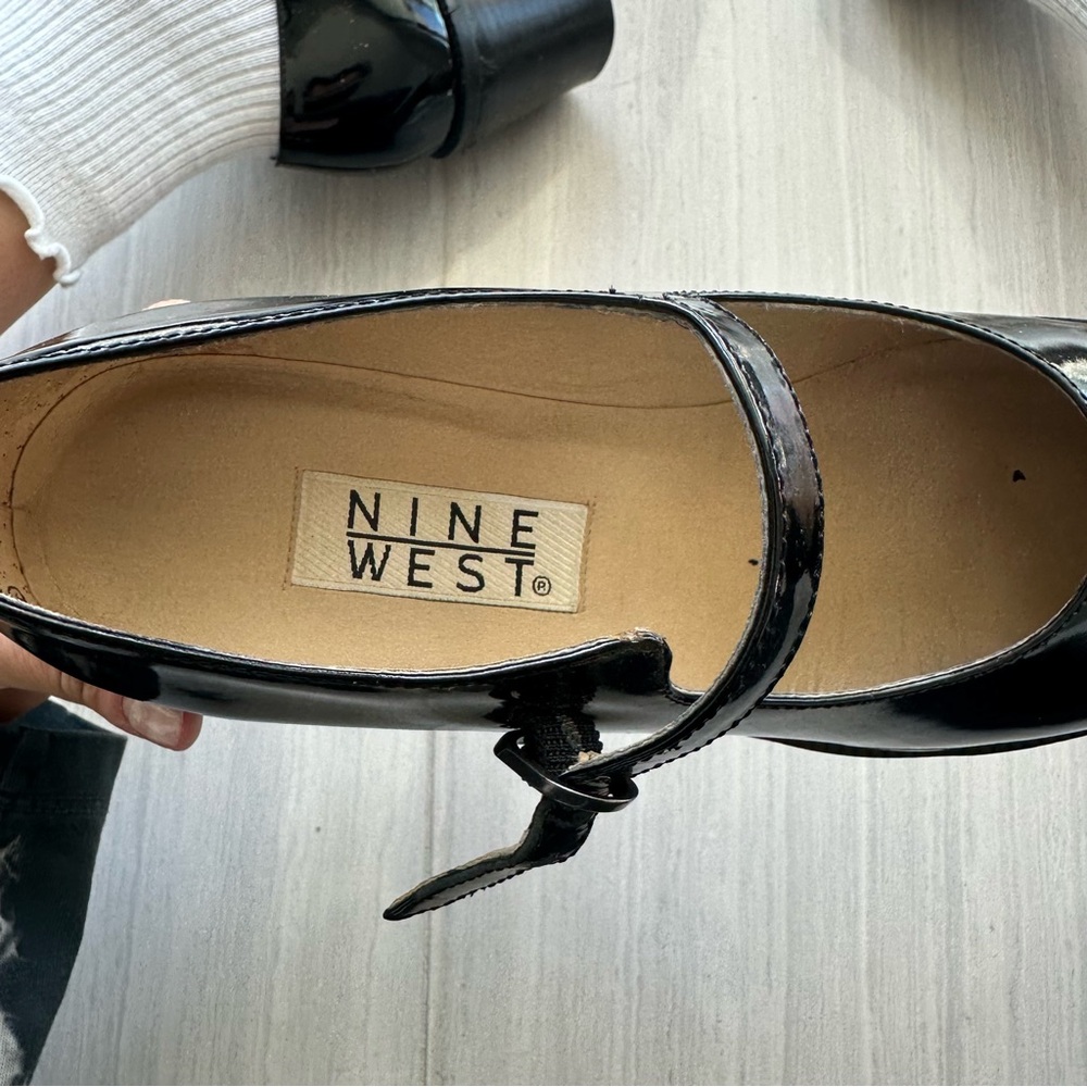 Nine West • Mary Janes - Picture 7 of 15